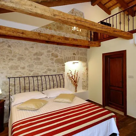 Cosy Rustica Croatia Villa
